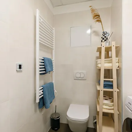 Διαμέρισμα Mistral By Interhome Balatonföldvár