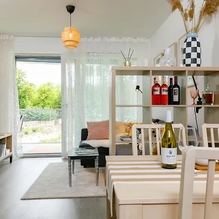 شقة Mistral By Interhome Balatonföldvár